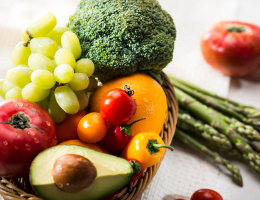 항산화 비타민과 과일, 채소 충분히 섭취하기